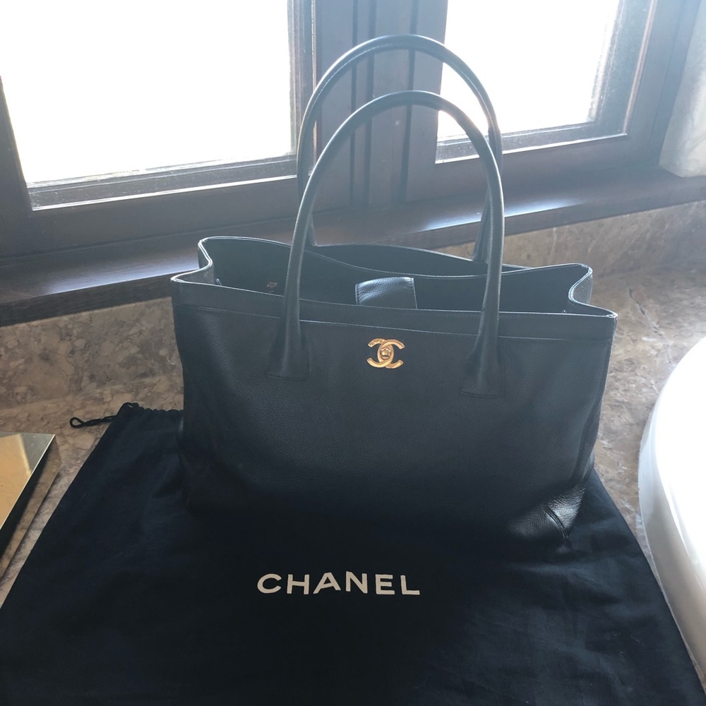 Gorgeous and functional Chanel tote
